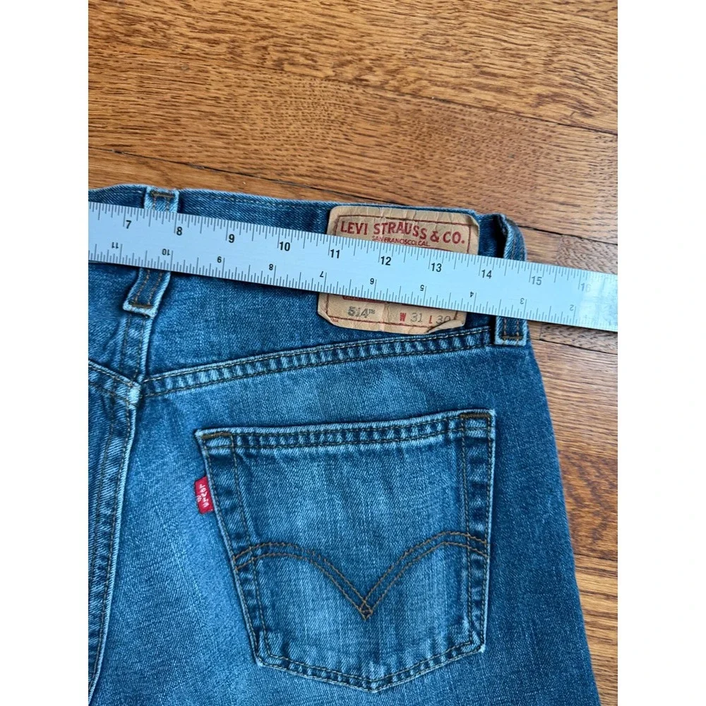 Levis 514 Slim Straight Jeans Mens 31x30 Medium Wash Blue Denim Pants